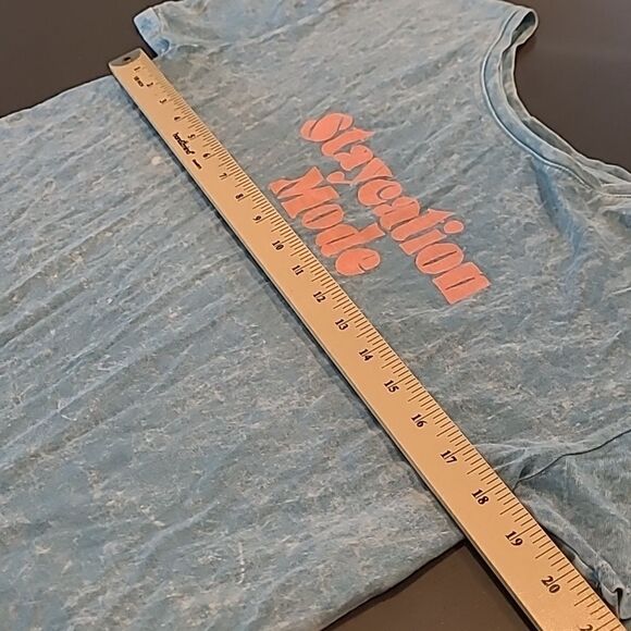 Old Navy sz S distressed color "stacation mode" t-shirt - Picture 5 of 6